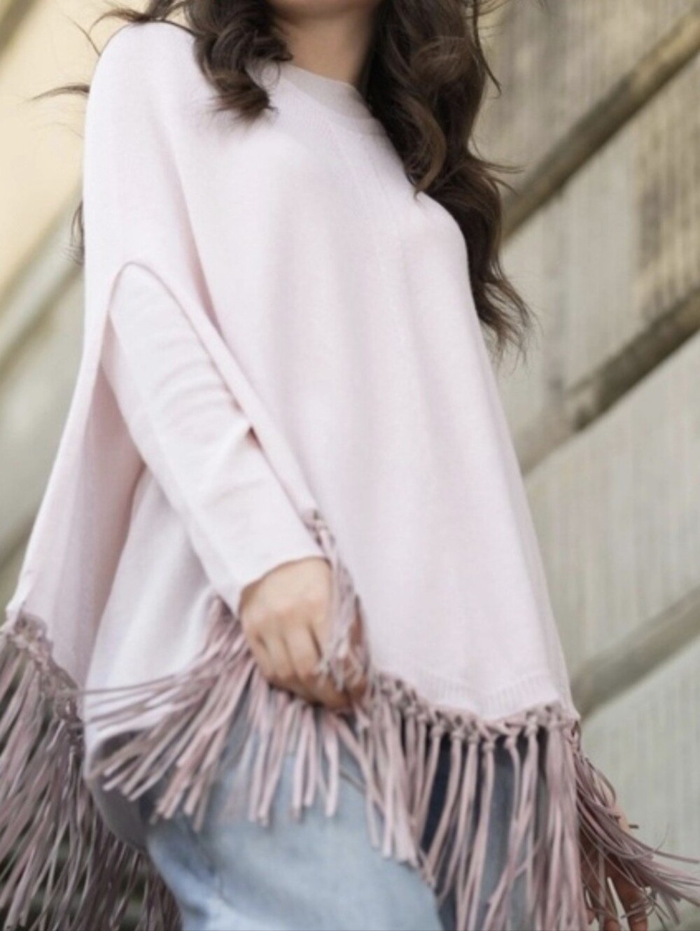 NWT Cashmere/ Wool Grey Fringe Poncho Shawl With Leather Fringe By Pinotti Italy